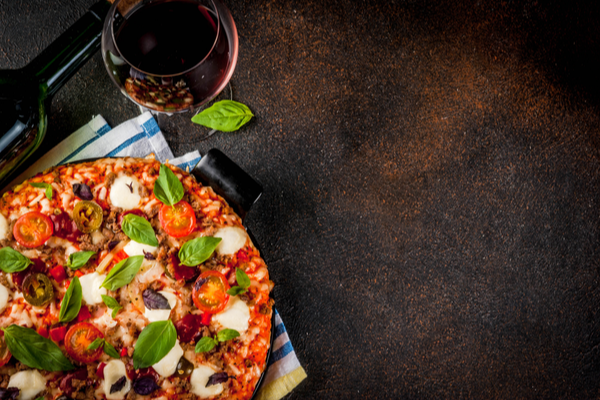 wine with pizza